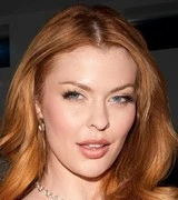 Photo of Elly Clutch