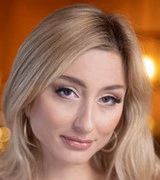 Photo of Kathryn Mae